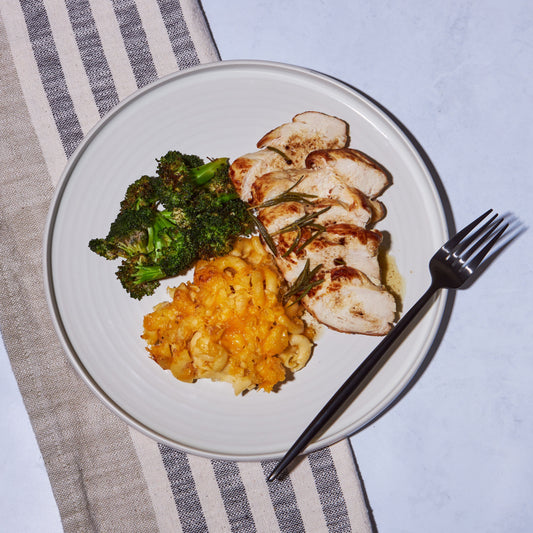 Rosemary Chicken + Mac & Cheese + Oven Roasted Broccoli (3 Servings)